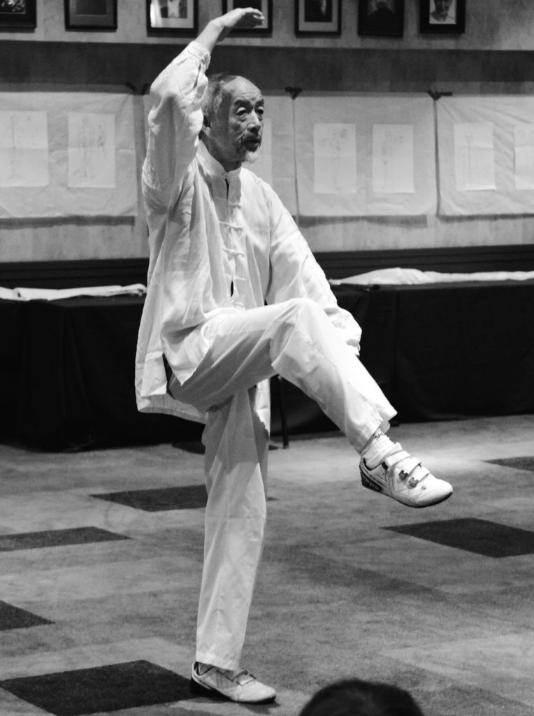 Dr Li Ding Jingluo qigong